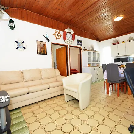 House Captain House Zirje