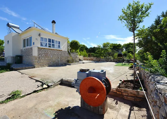 House Captain House *