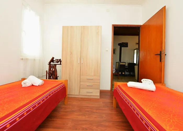 House Captain House *